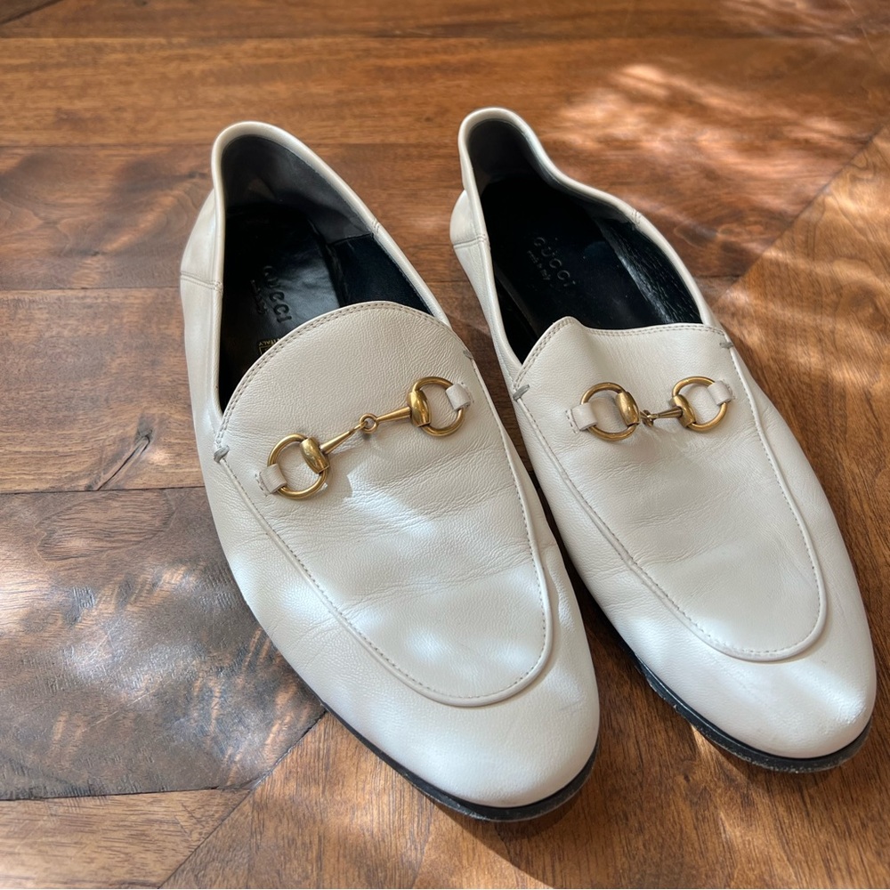 White Gucci Horesebit Leather Loafers